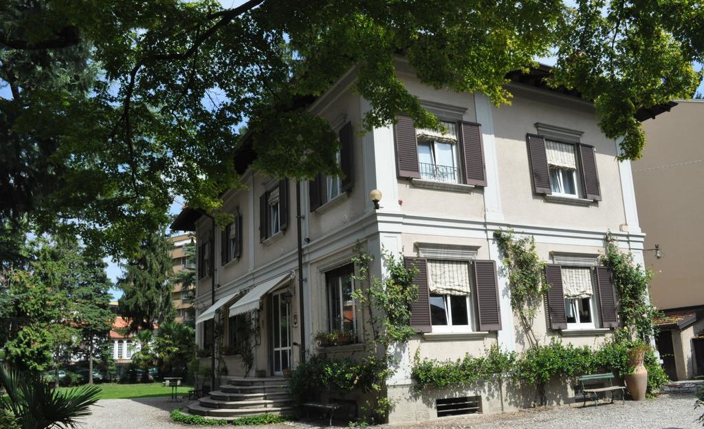 Invilla B&B Варезе Екстериор снимка