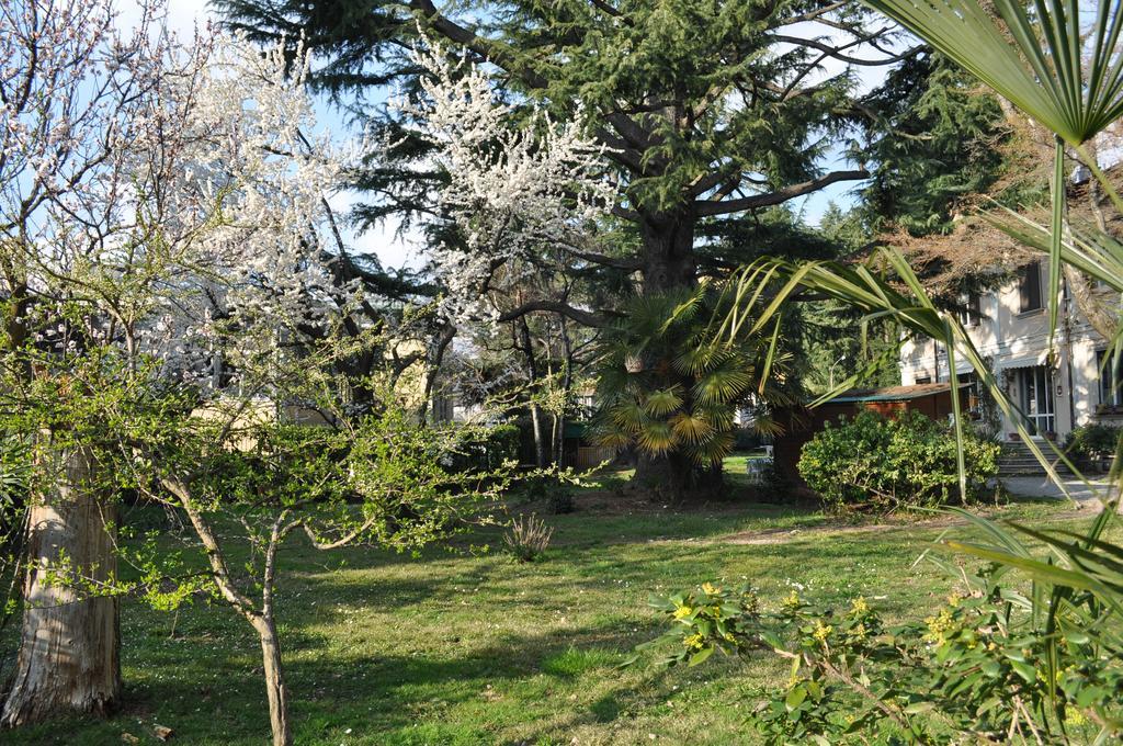 Invilla B&B Варезе Екстериор снимка