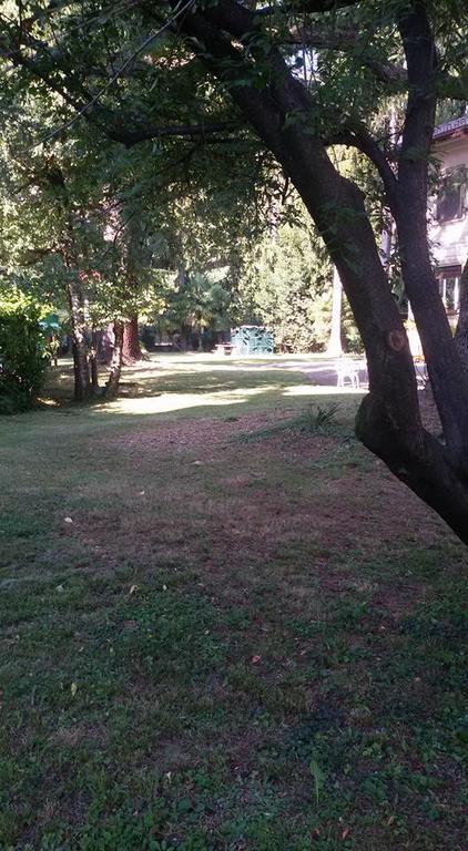 Invilla B&B Варезе Екстериор снимка